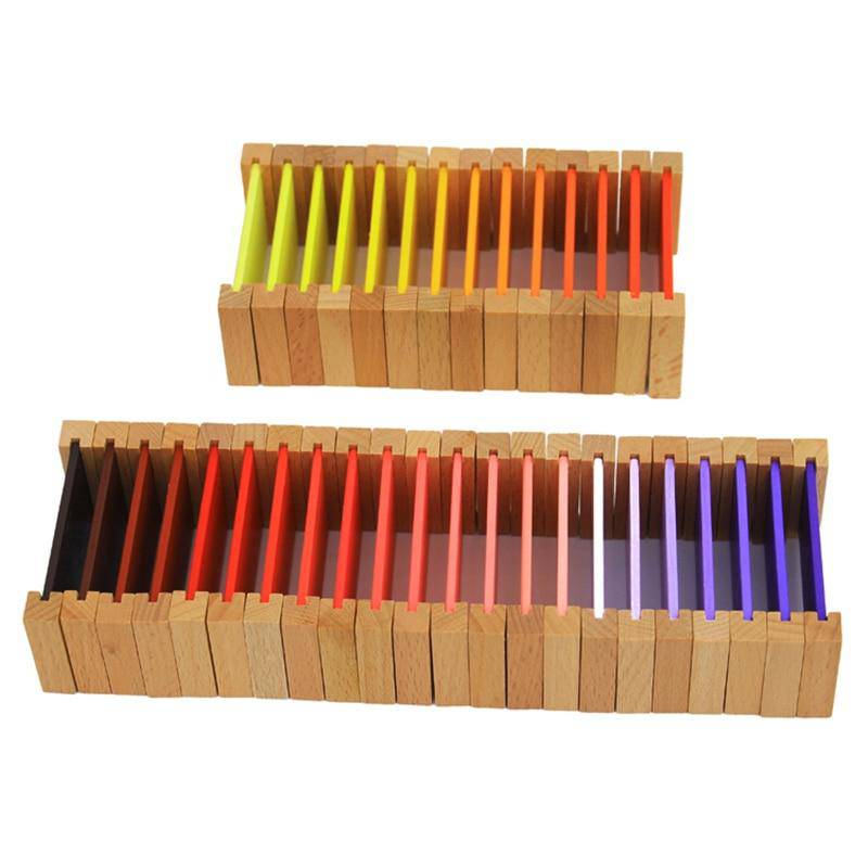 Tablettenbox aus farbigem Holzmaterial