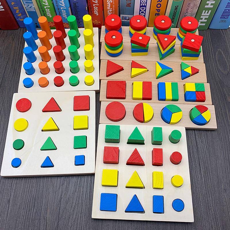 Set mit 8 hölzernen Montessori-Pädagogik-Puzzlespielzeugen mit geometrischer Form